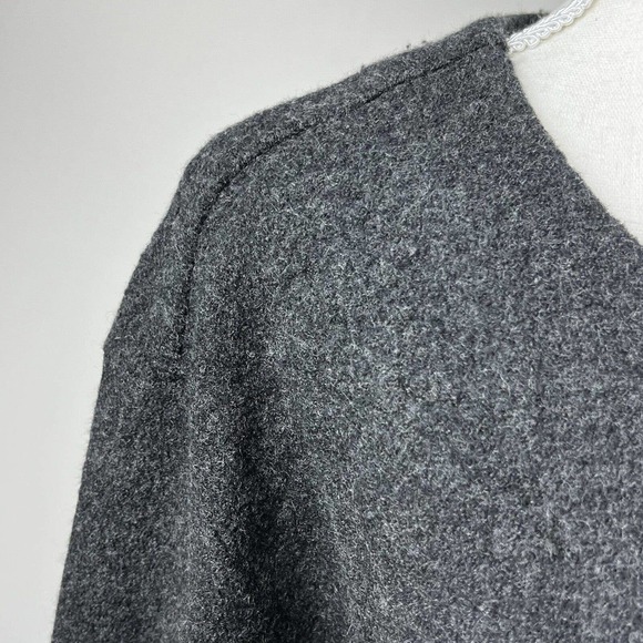 Aritzia Wilfred Gray Banville Cardigan Jacket Sz M 100% Merino Wool - Picture 3 of 10